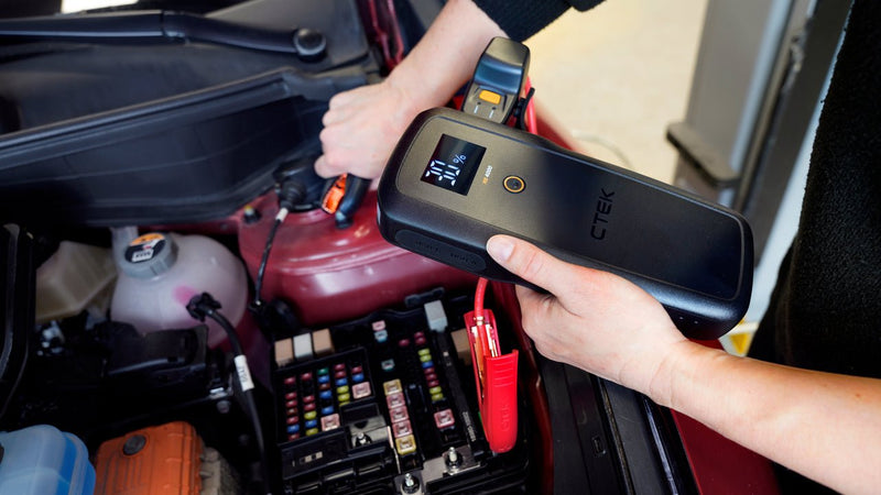 Portable jump starters: how to choose the best one for your car - CTEK