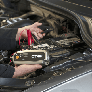 MXS 3.8 UK Battery Charger 12V - CTEK