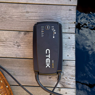 NXT 15 UK Battery Charger 12V - CTEK