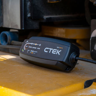 NXT 5 UK Battery Charger 12V - CTEK