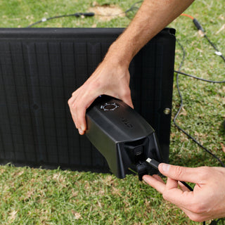 SOLAR PANEL CHARGE KIT Accessory - CTEK